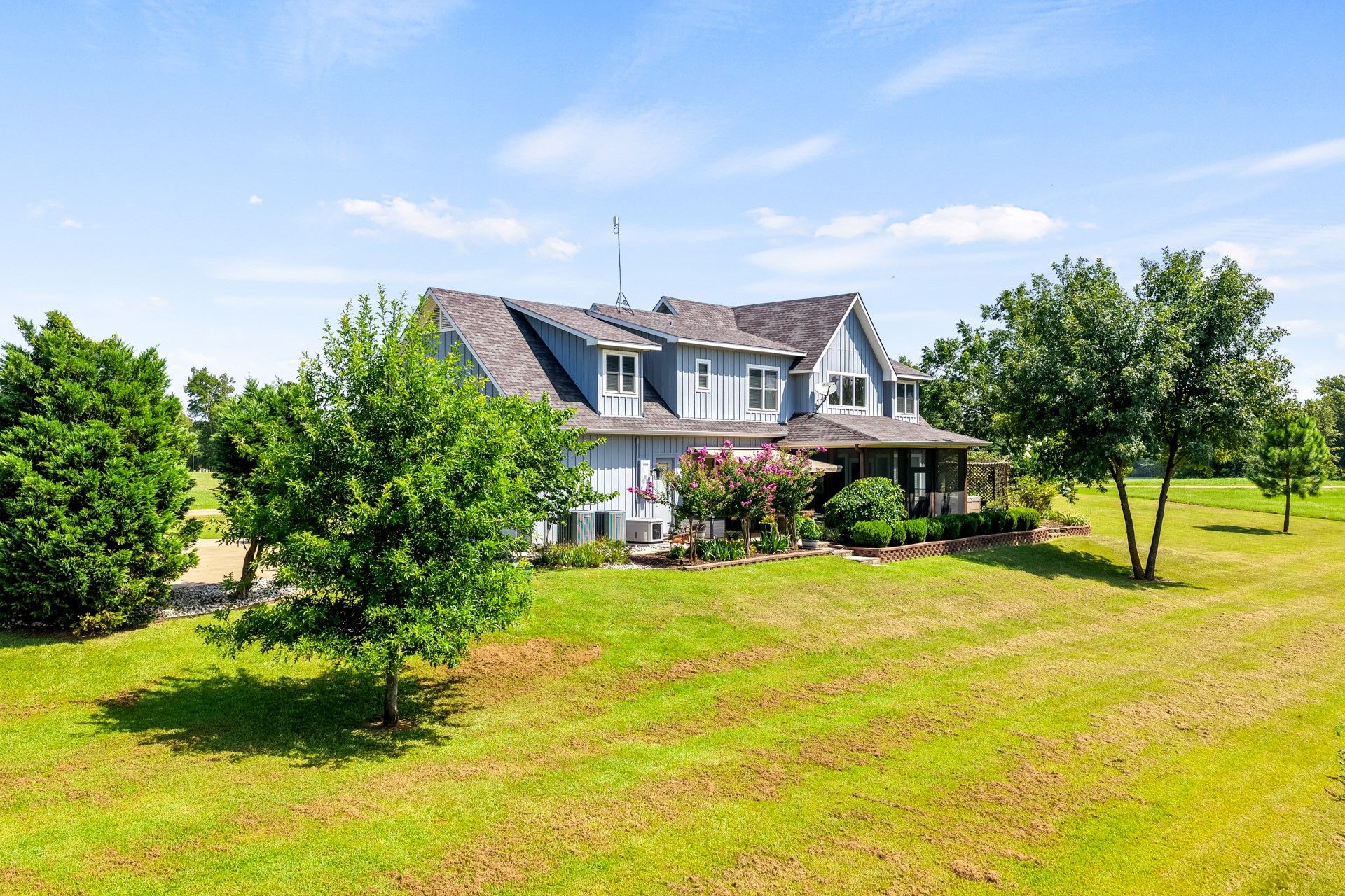 245 Private Road 2714