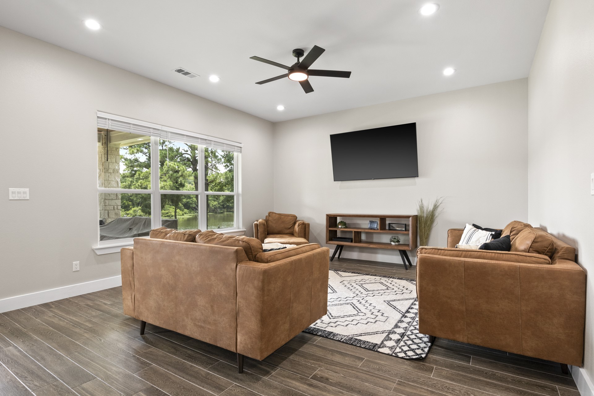 419 Lost Lake Trail