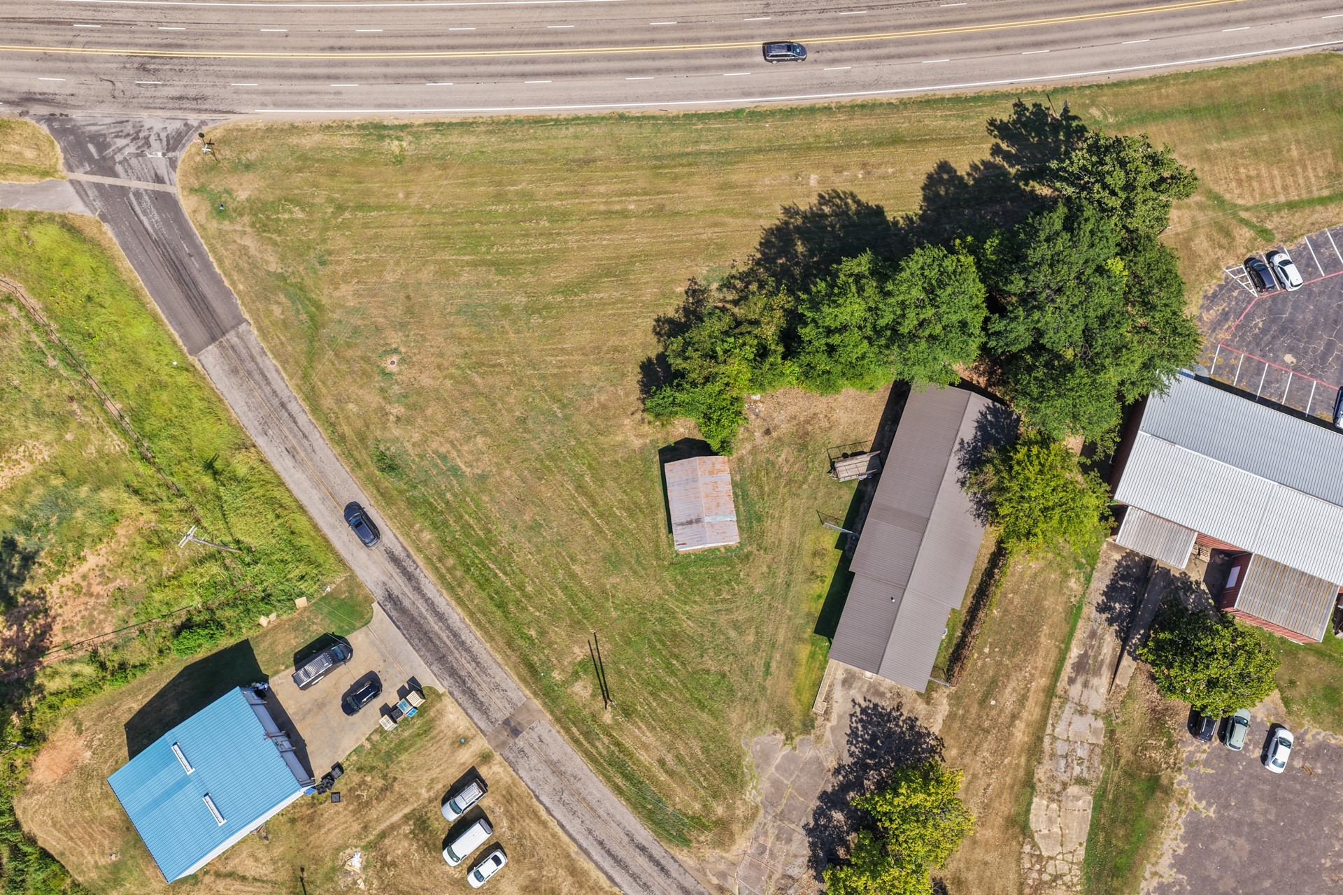 2200 N Washington