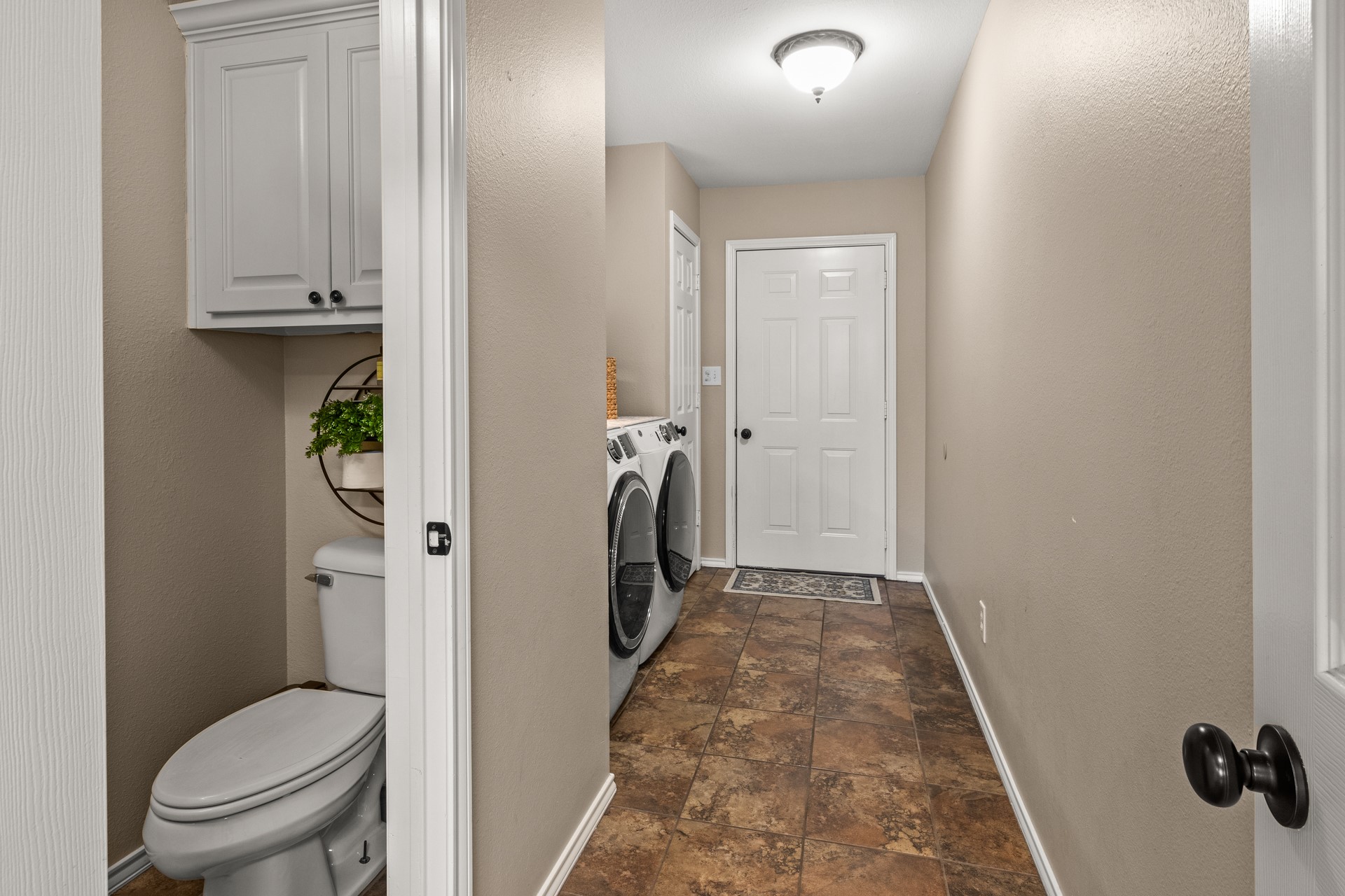 2701 Silver Spring Trail