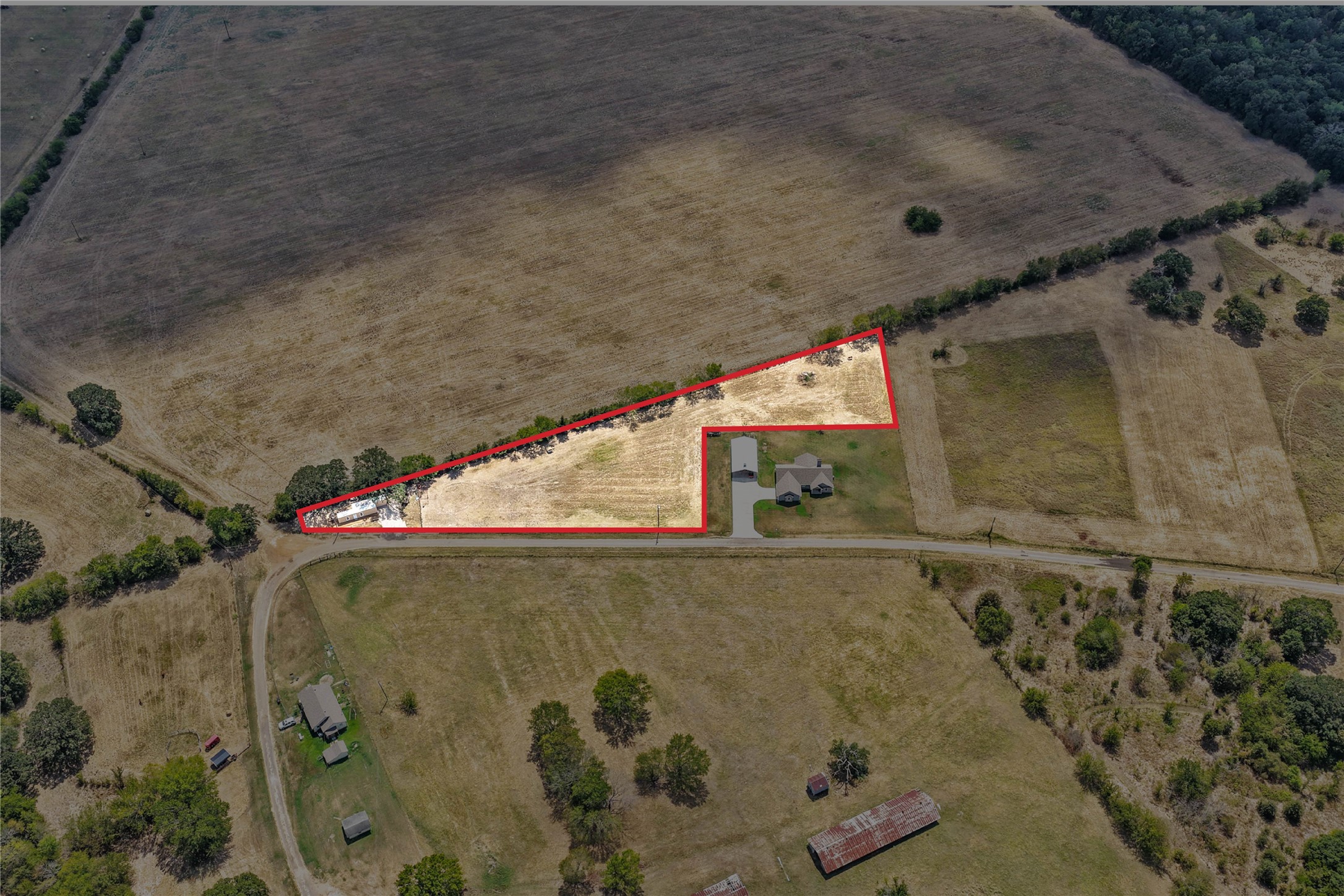 884 NE County Road 2150