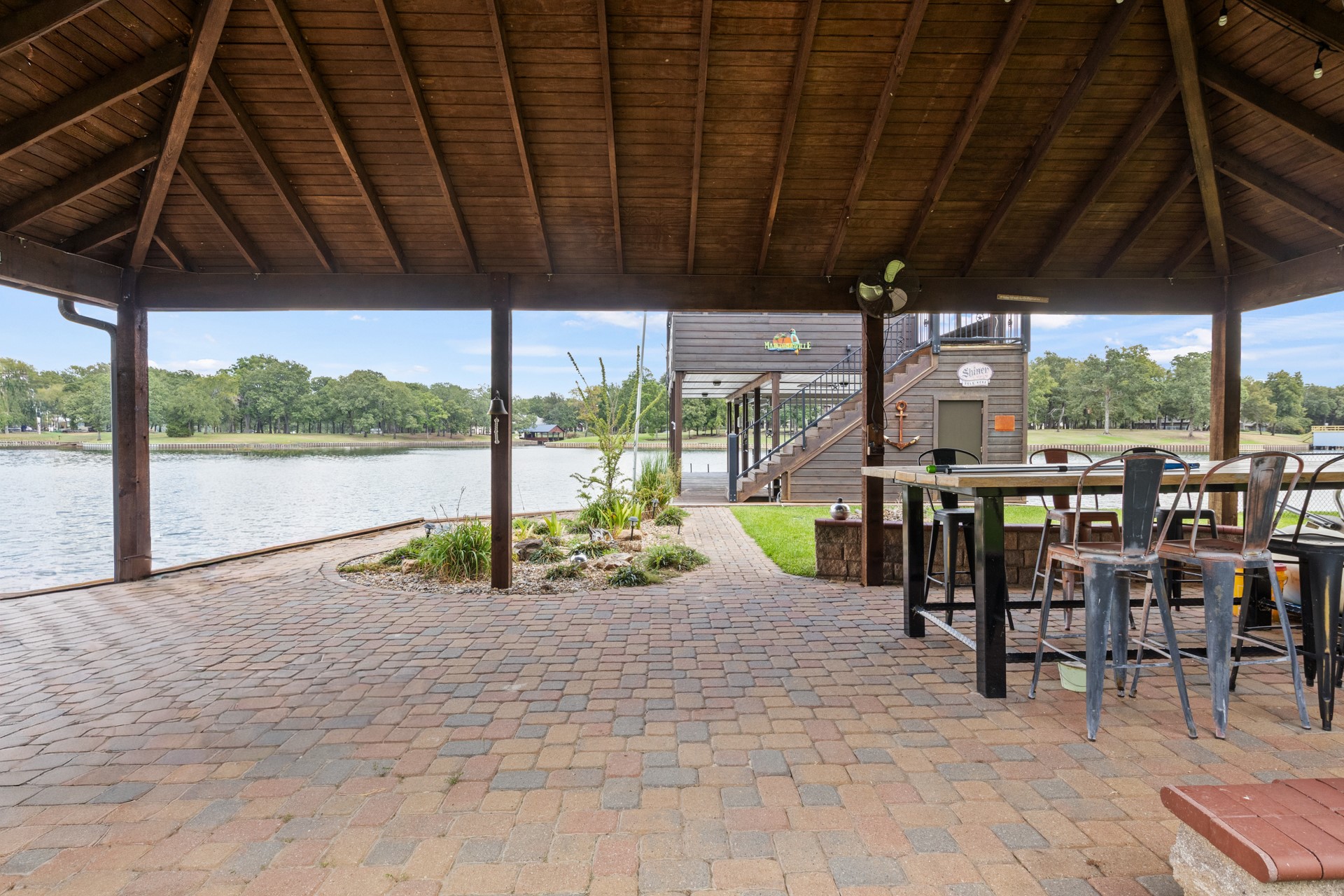803 County Road 2127