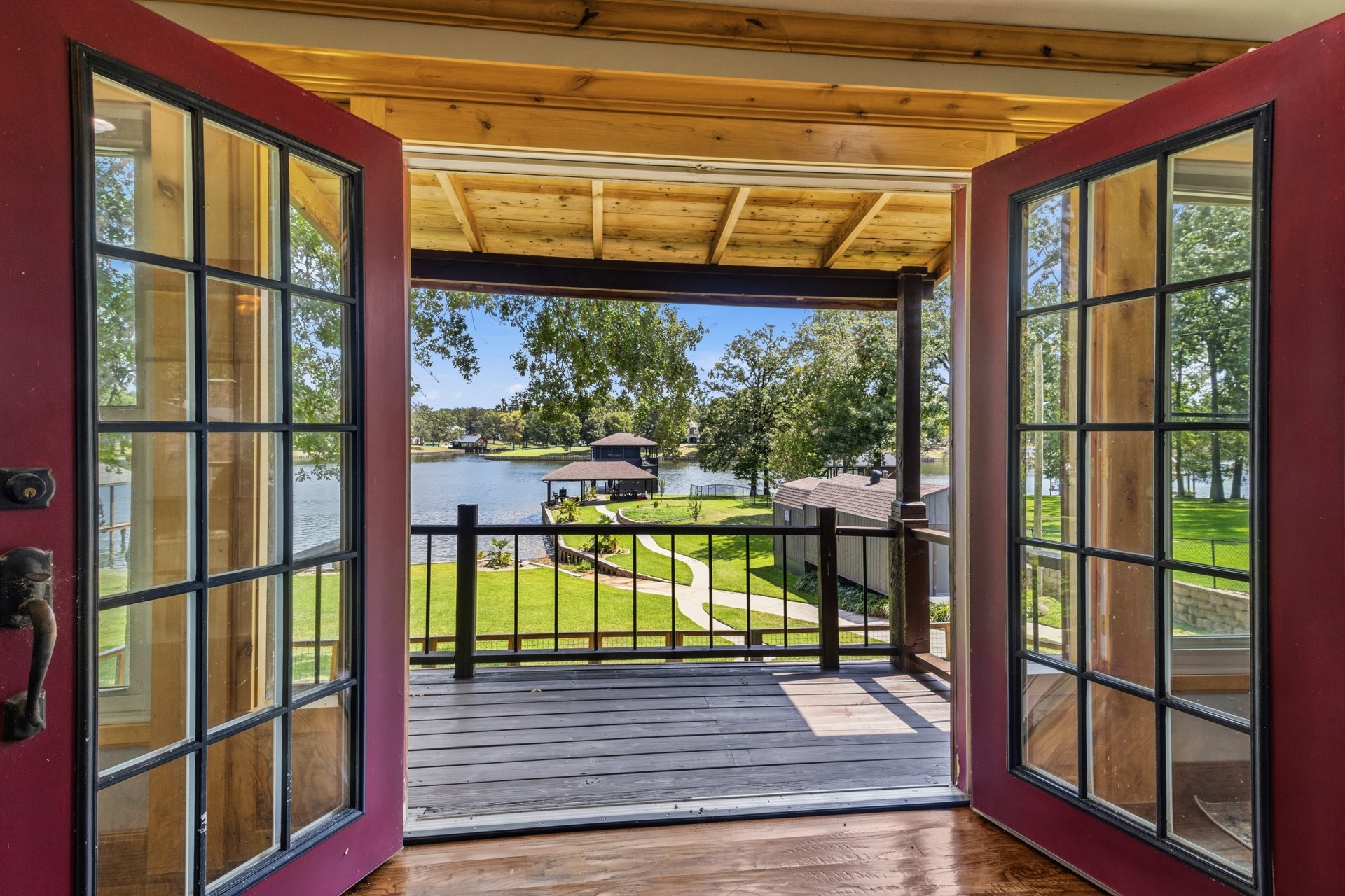 803 County Road 2127