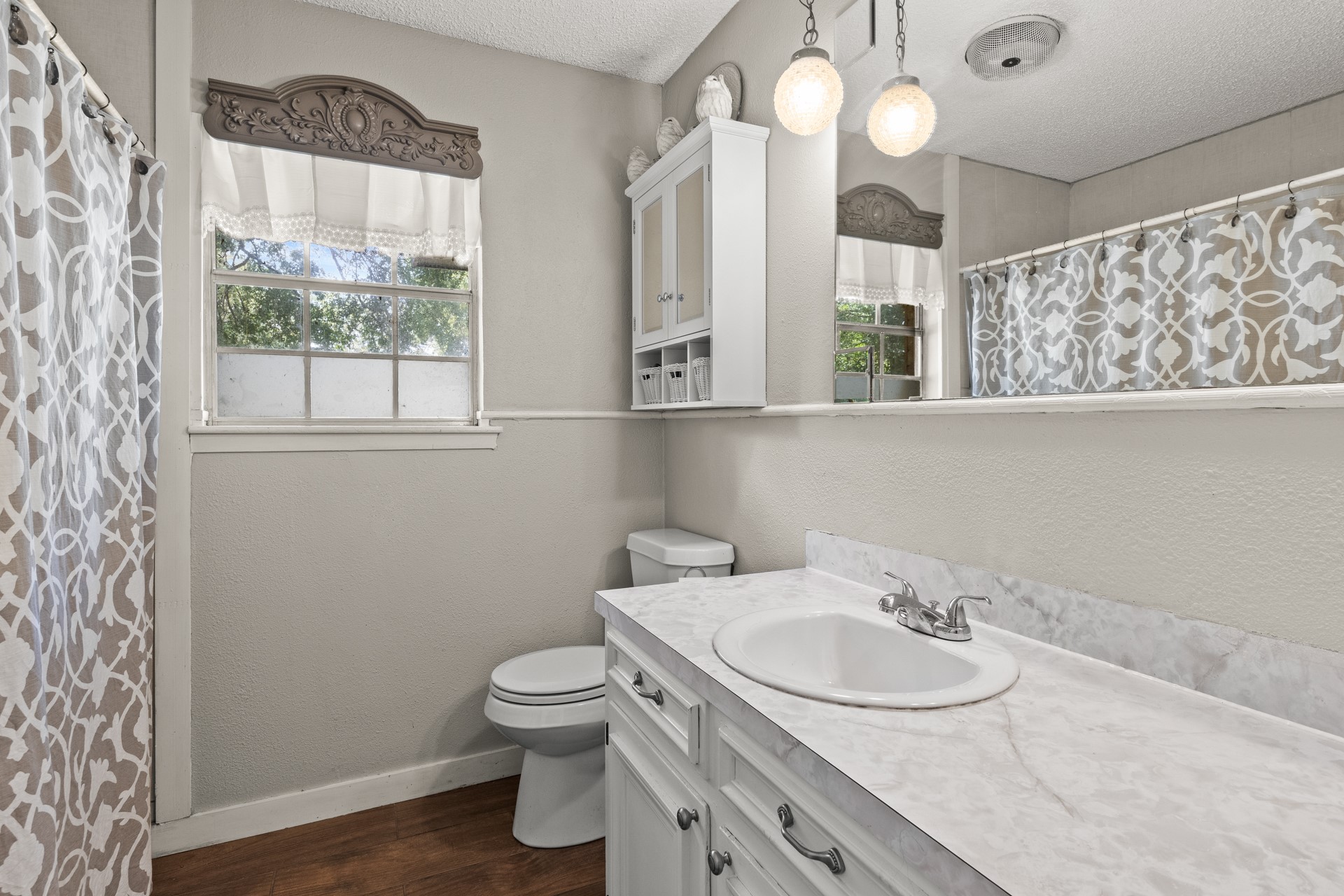 1134 County Road 3350