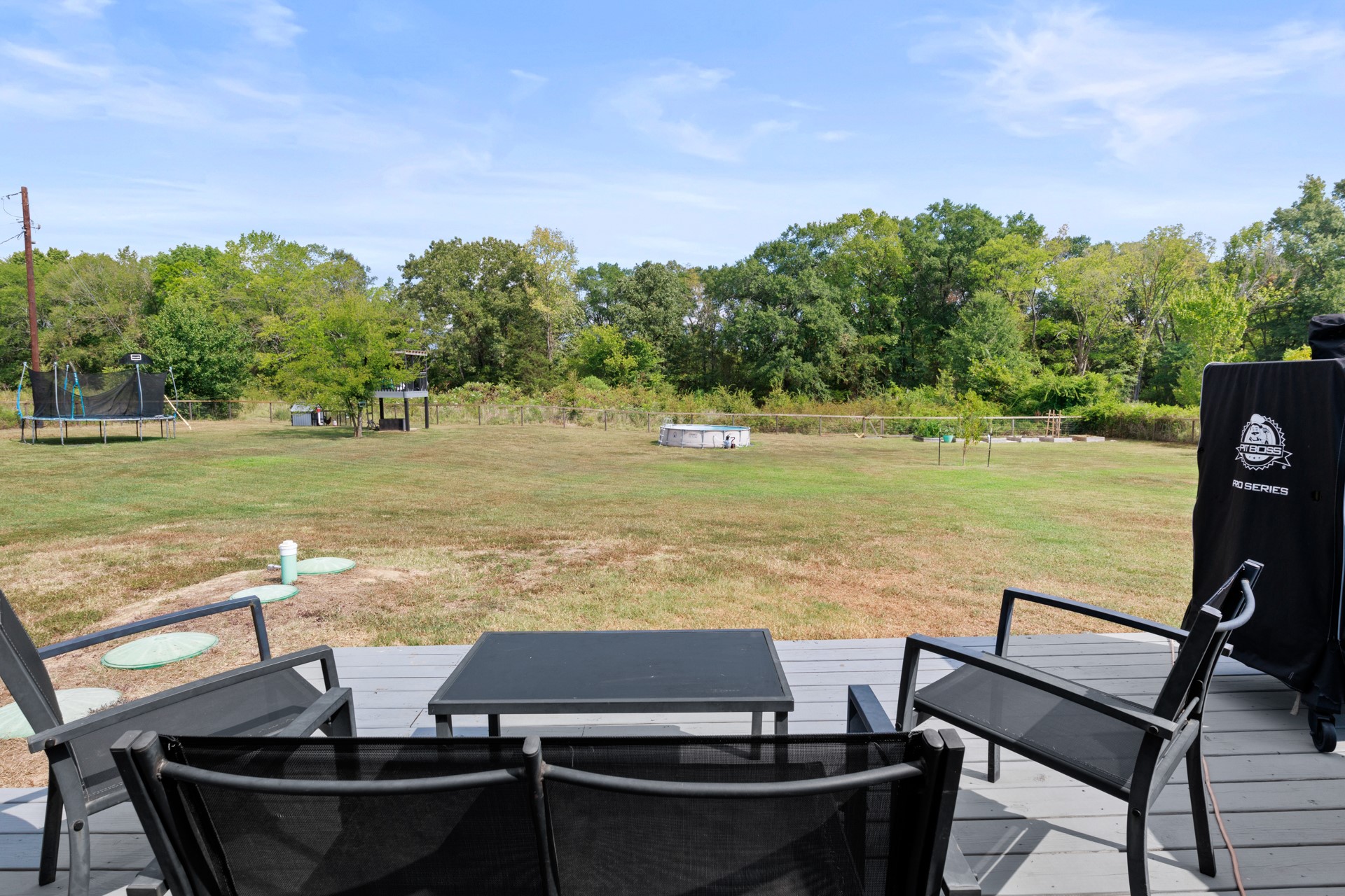 380 N Frontage Rd