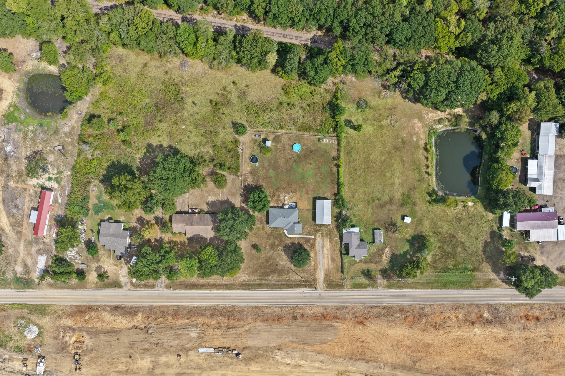 380 N Frontage Rd