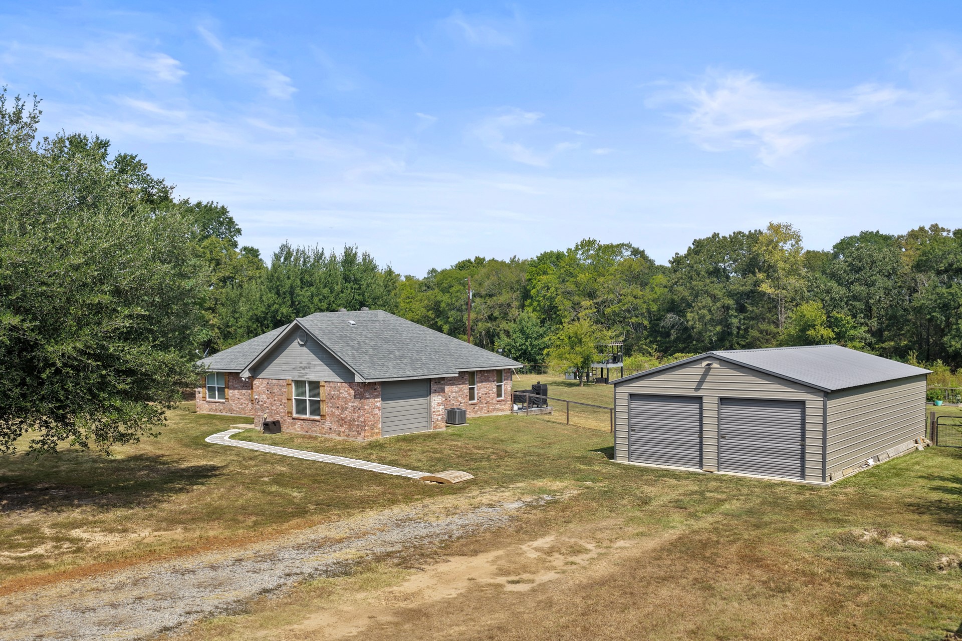 380 N Frontage Rd