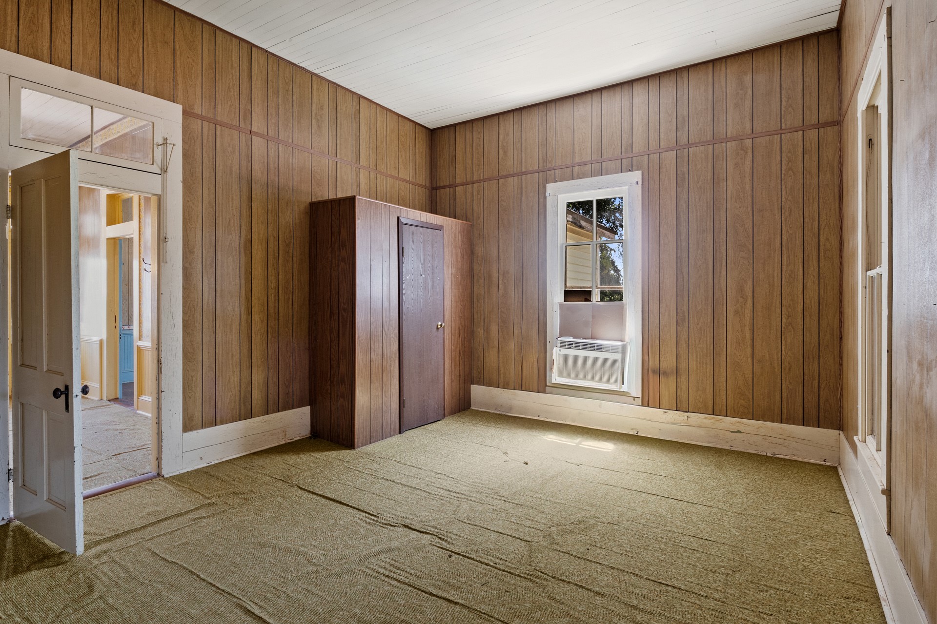 411 ELLIS