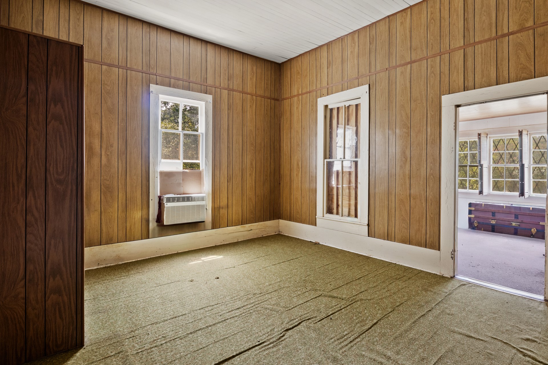 411 ELLIS