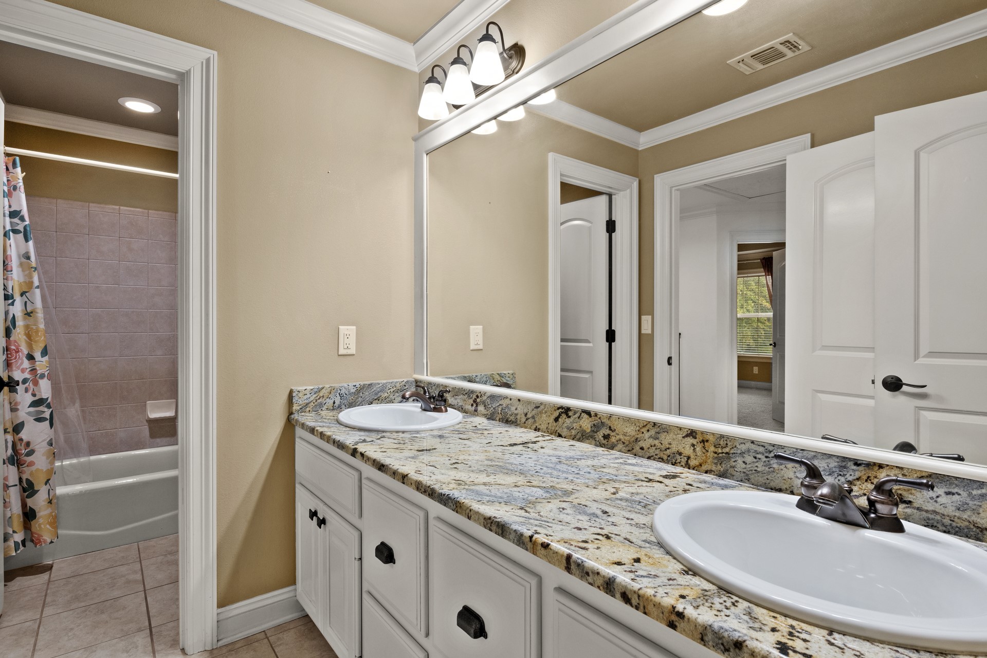 132 Private Road 4206