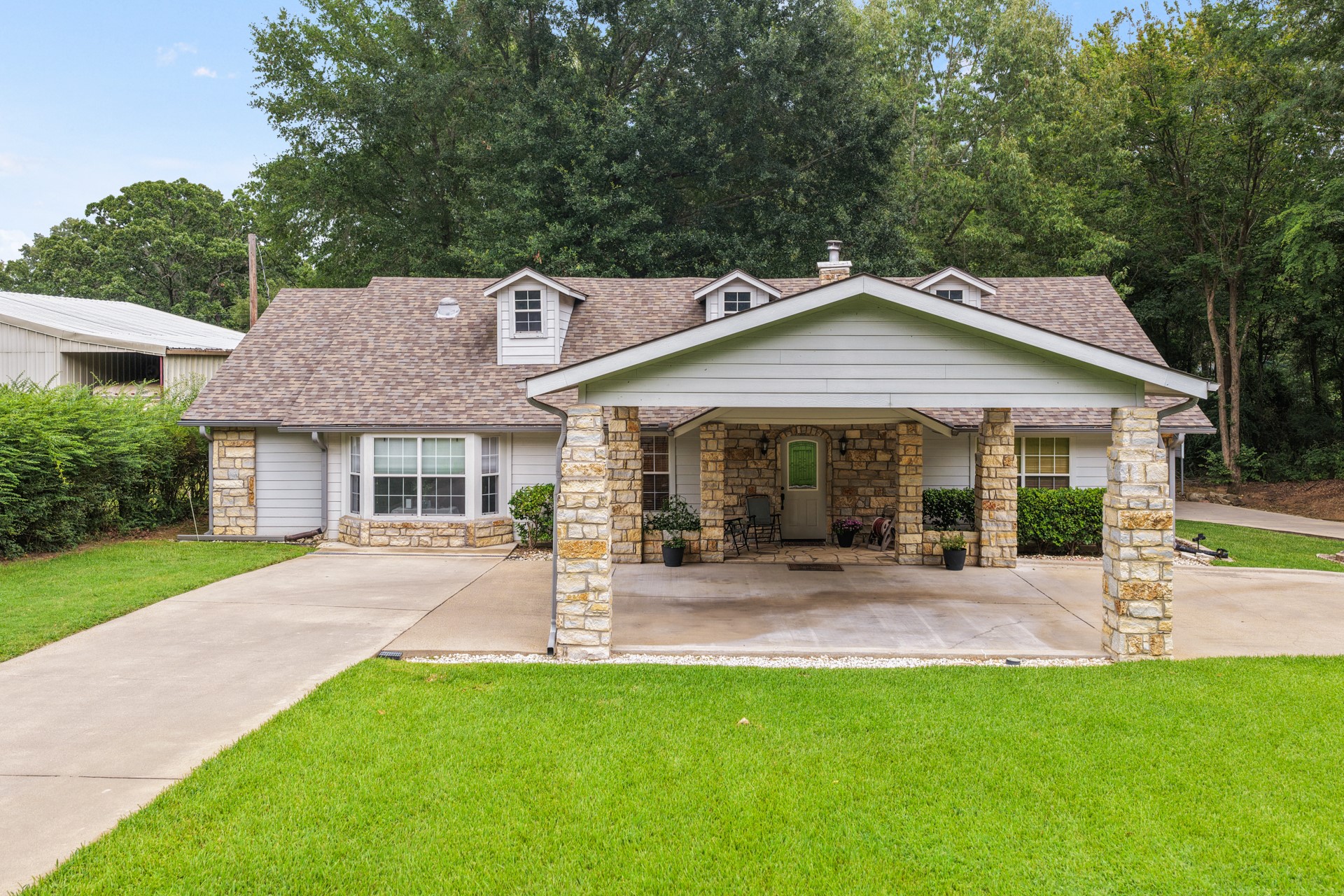 411 County Road 2127