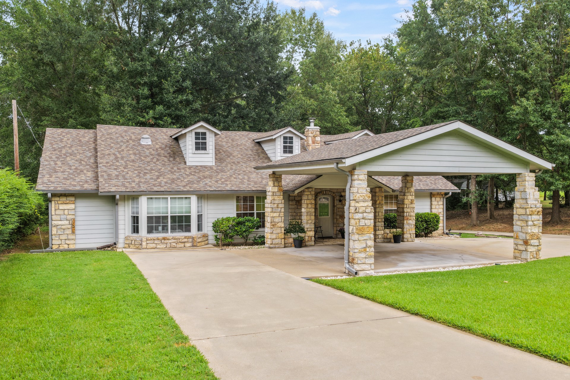 411 County Road 2127