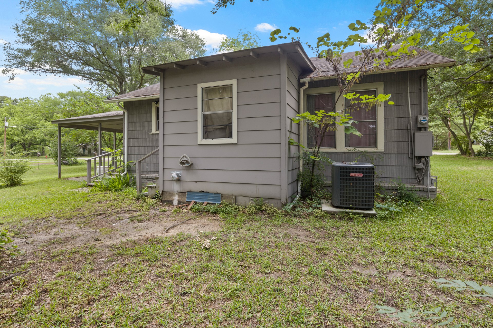 403 Pace Street