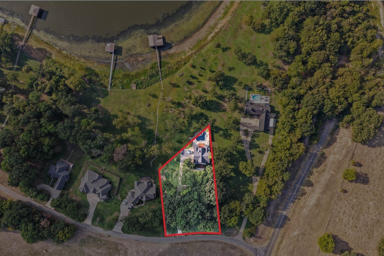 200 County Road 1297