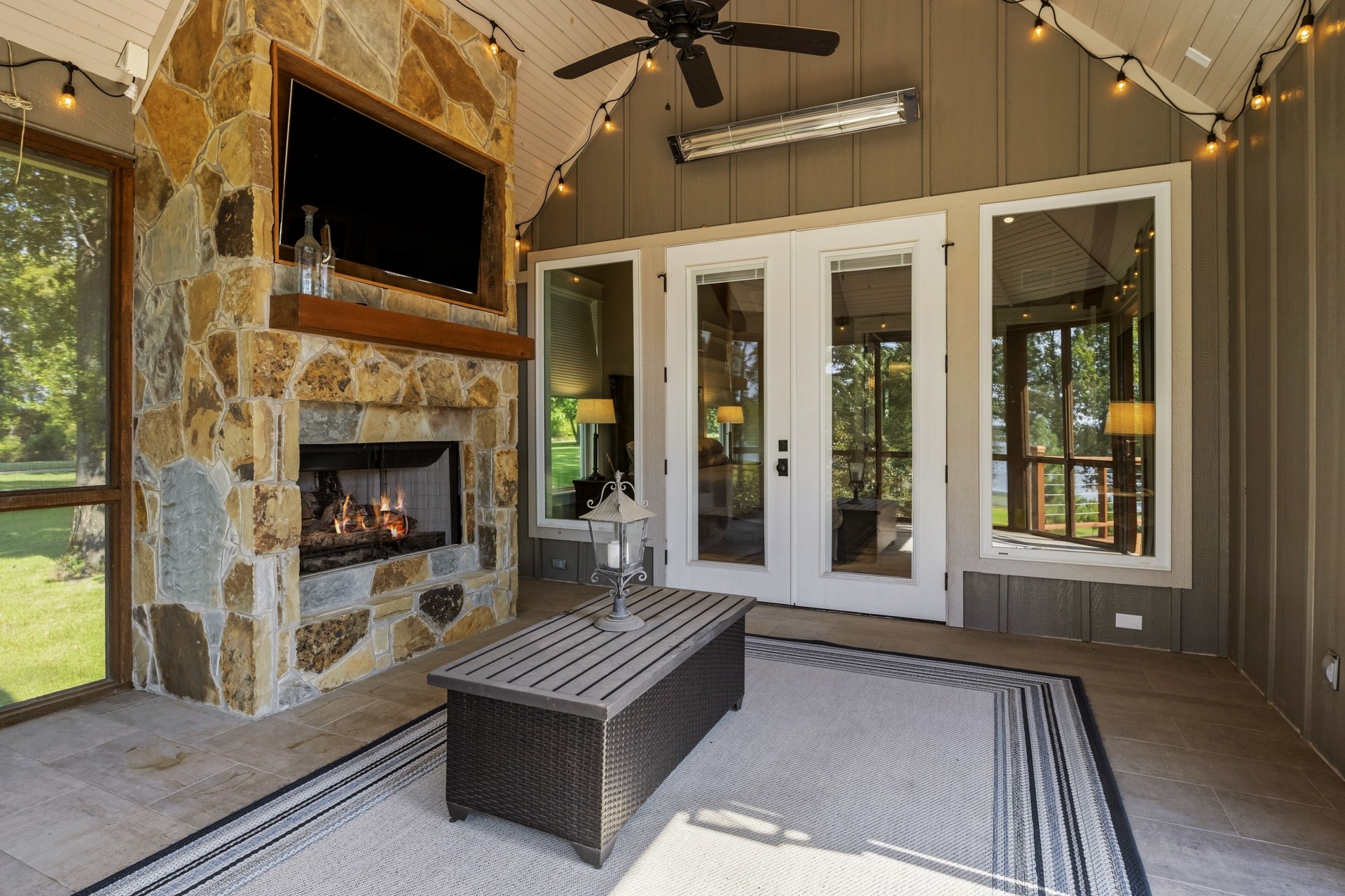 200 County Road 1297