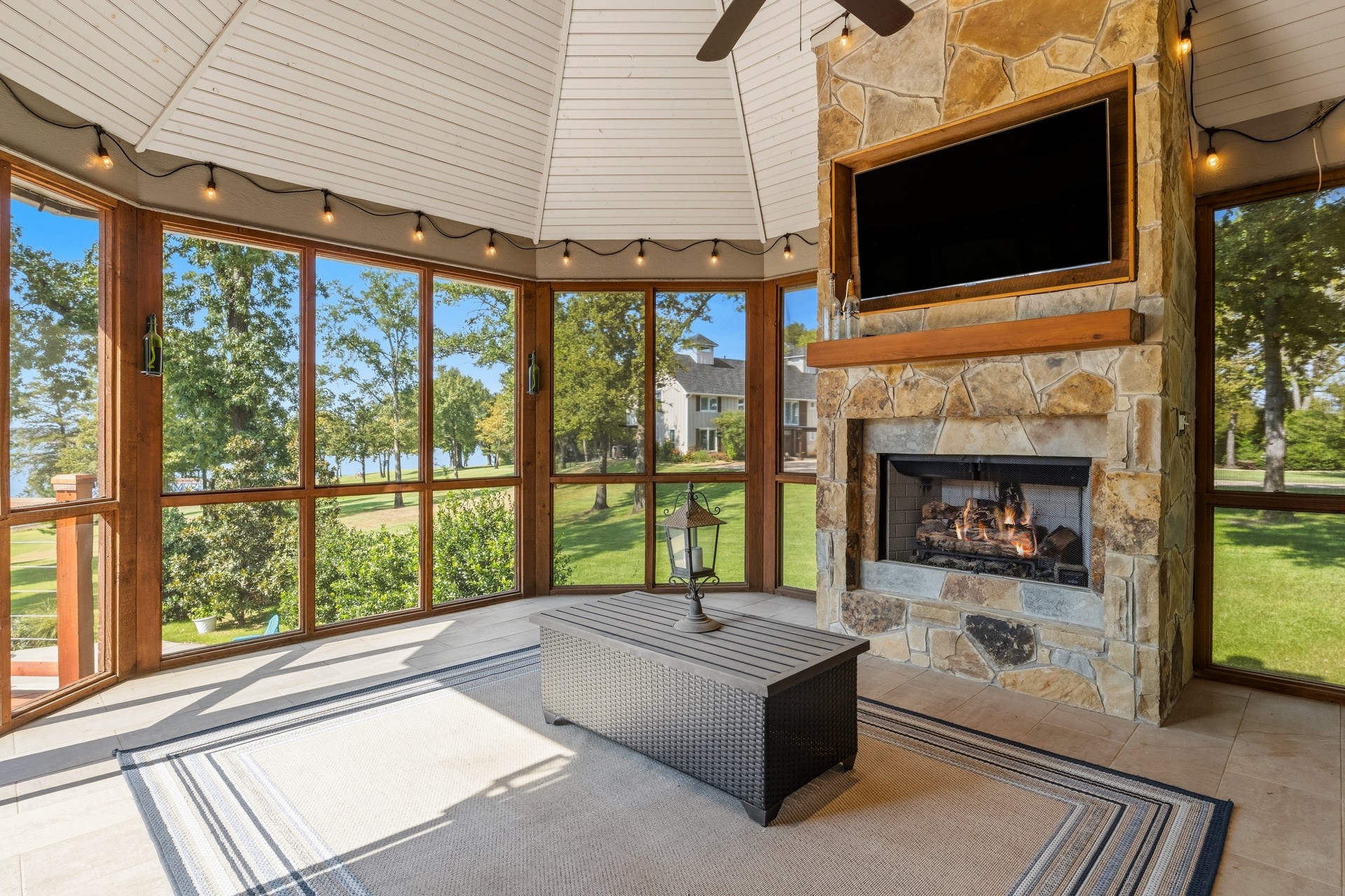 200 County Road 1297