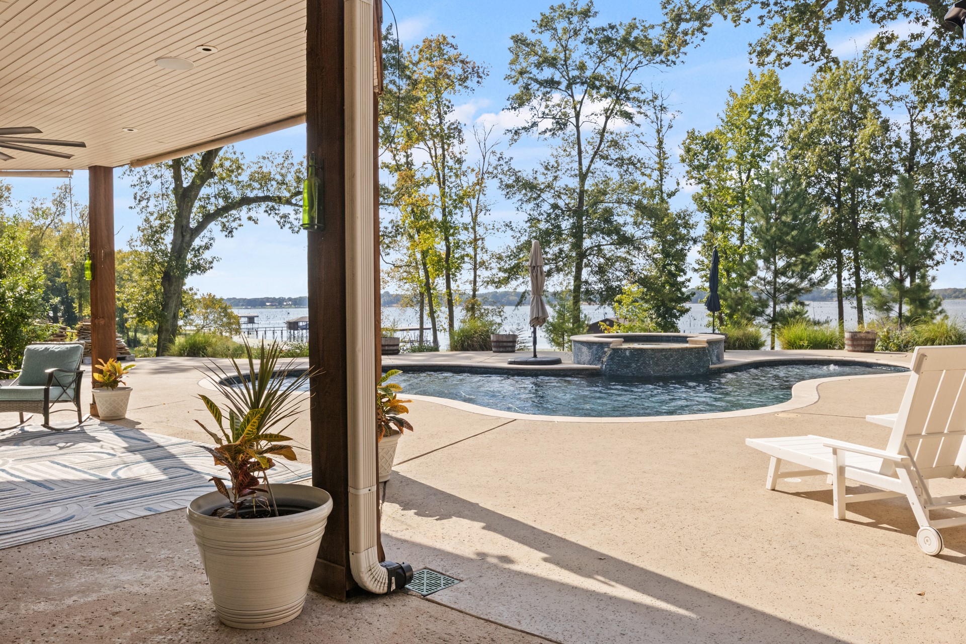 200 County Road 1297