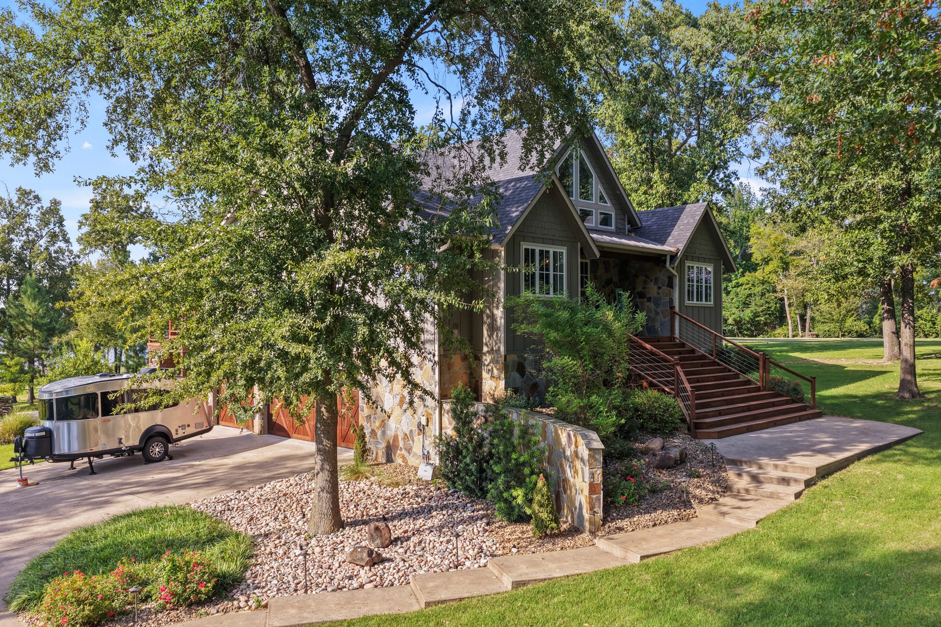 200 County Road 1297