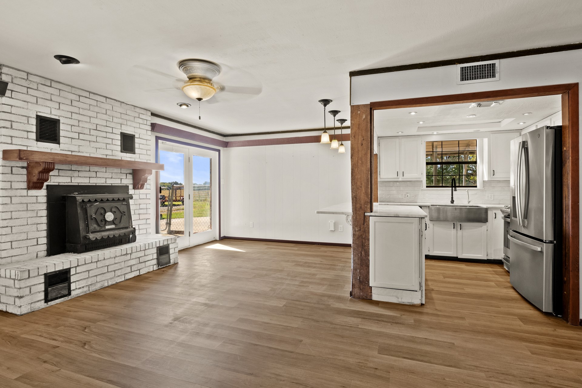 600 W 12th Street