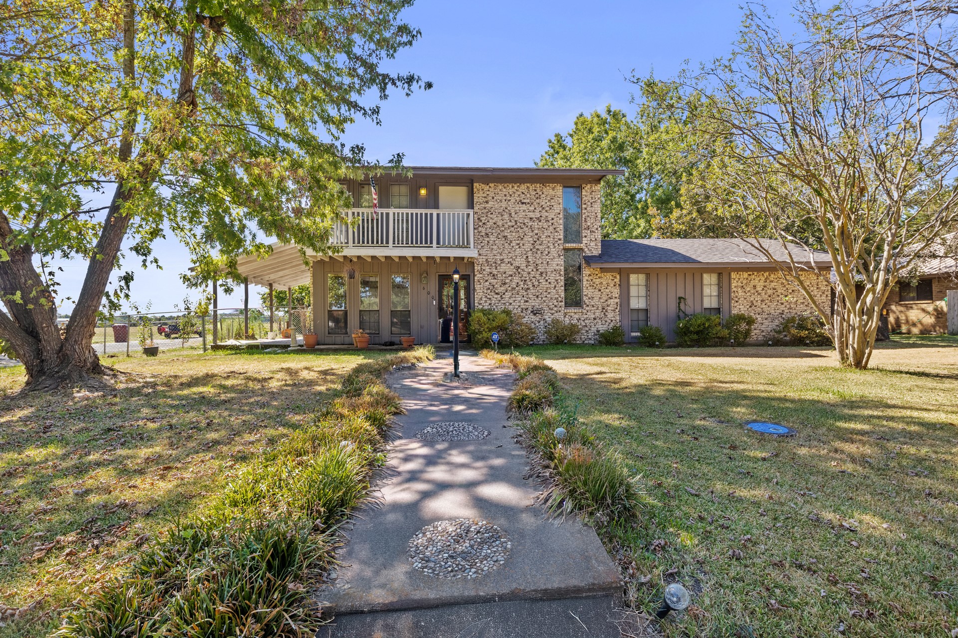 600 W 12th Street