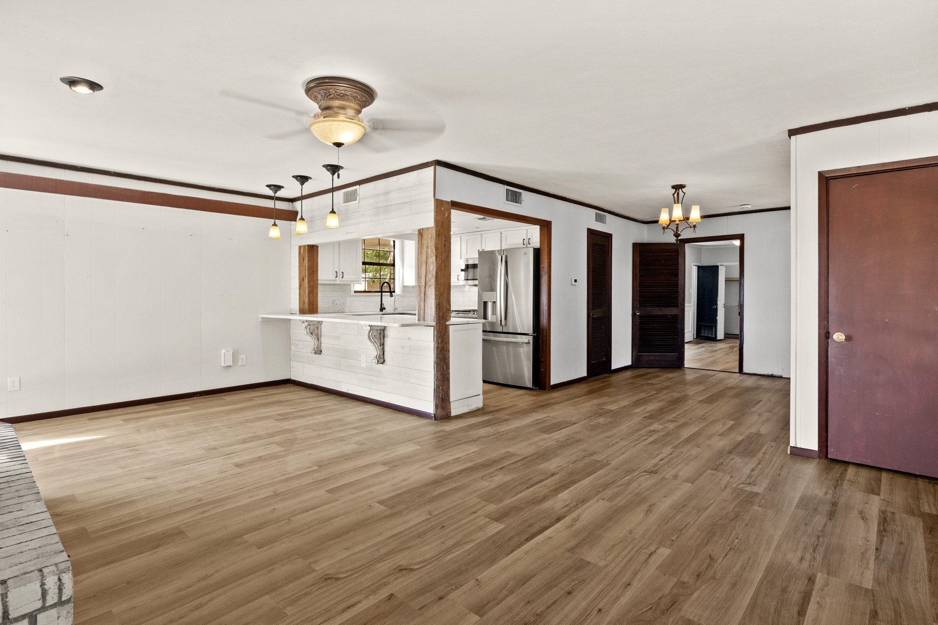 600 W 12th Street