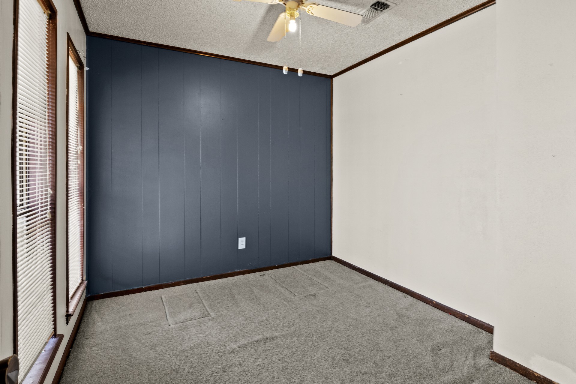 600 W 12th Street