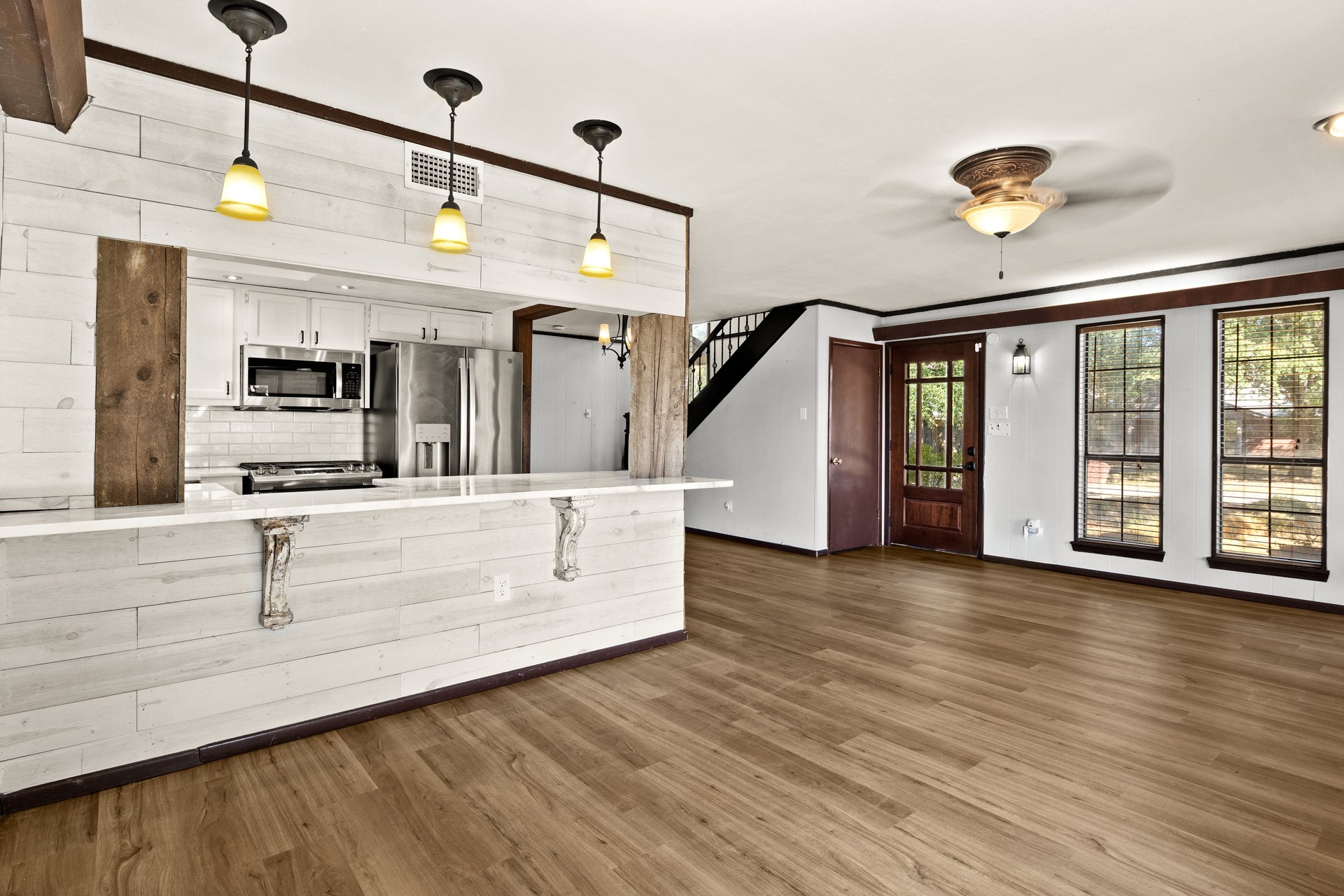600 W 12th Street