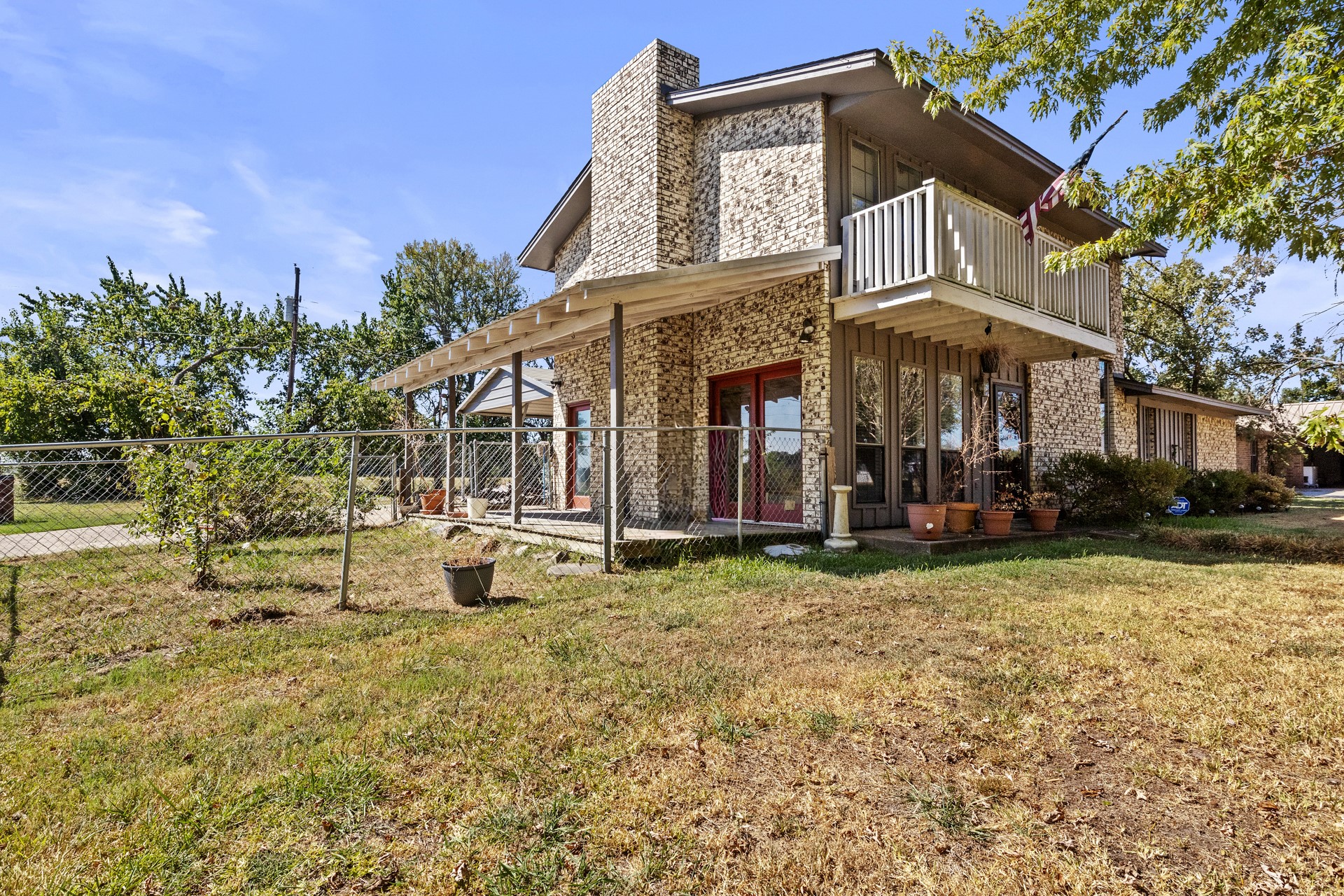 600 W 12th Street