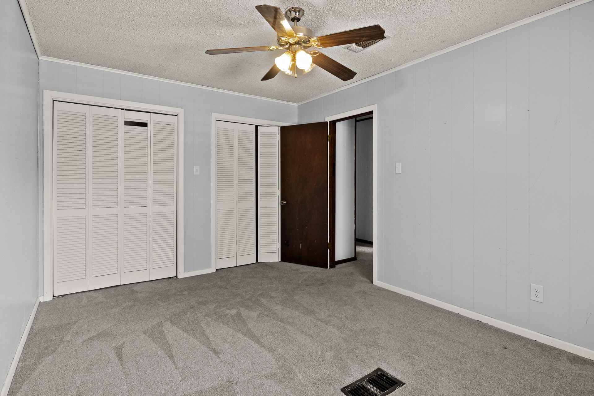 600 W 12th Street