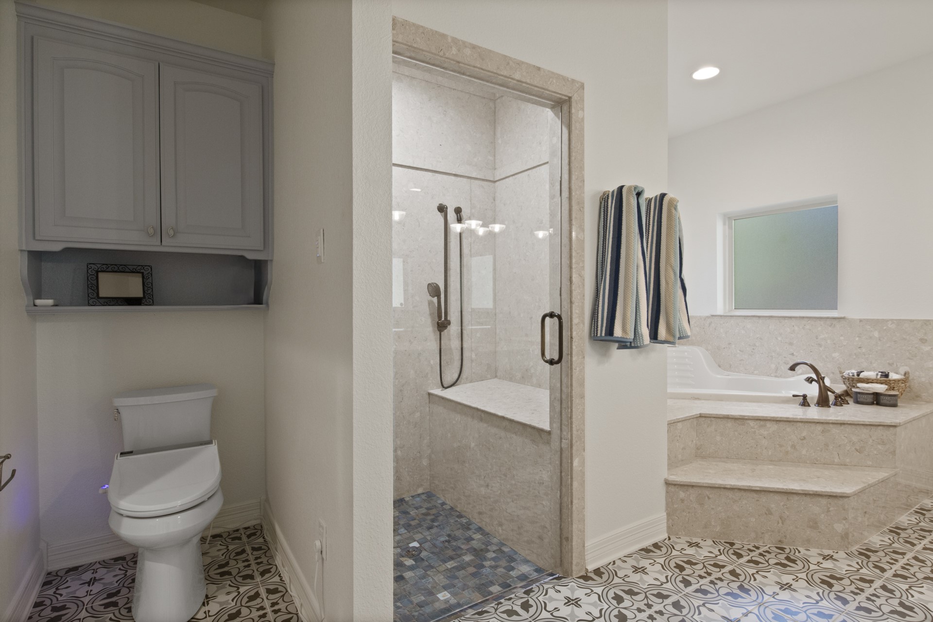 291 Private Road 2367