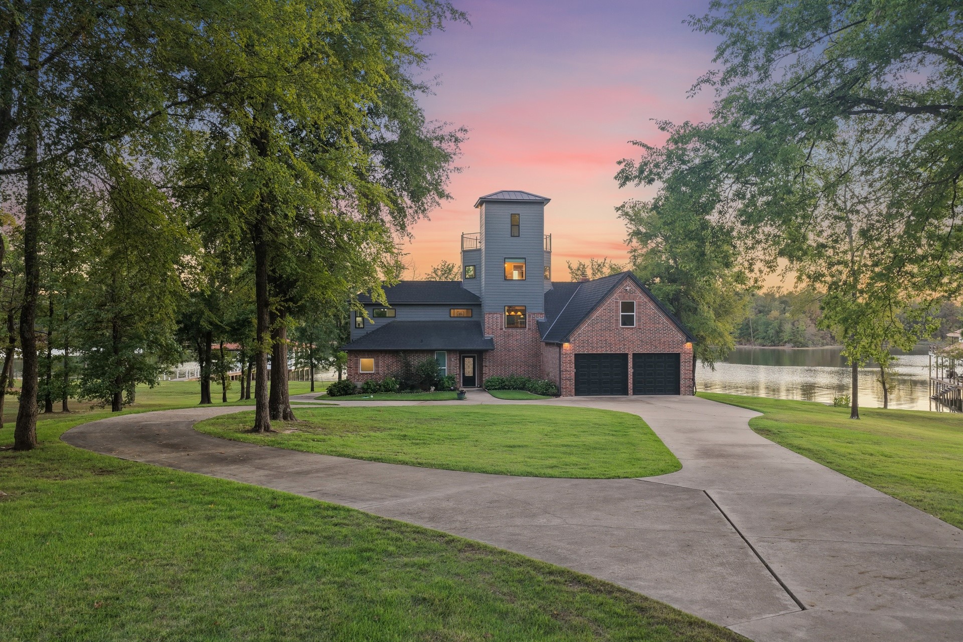 291 Private Road 2367
