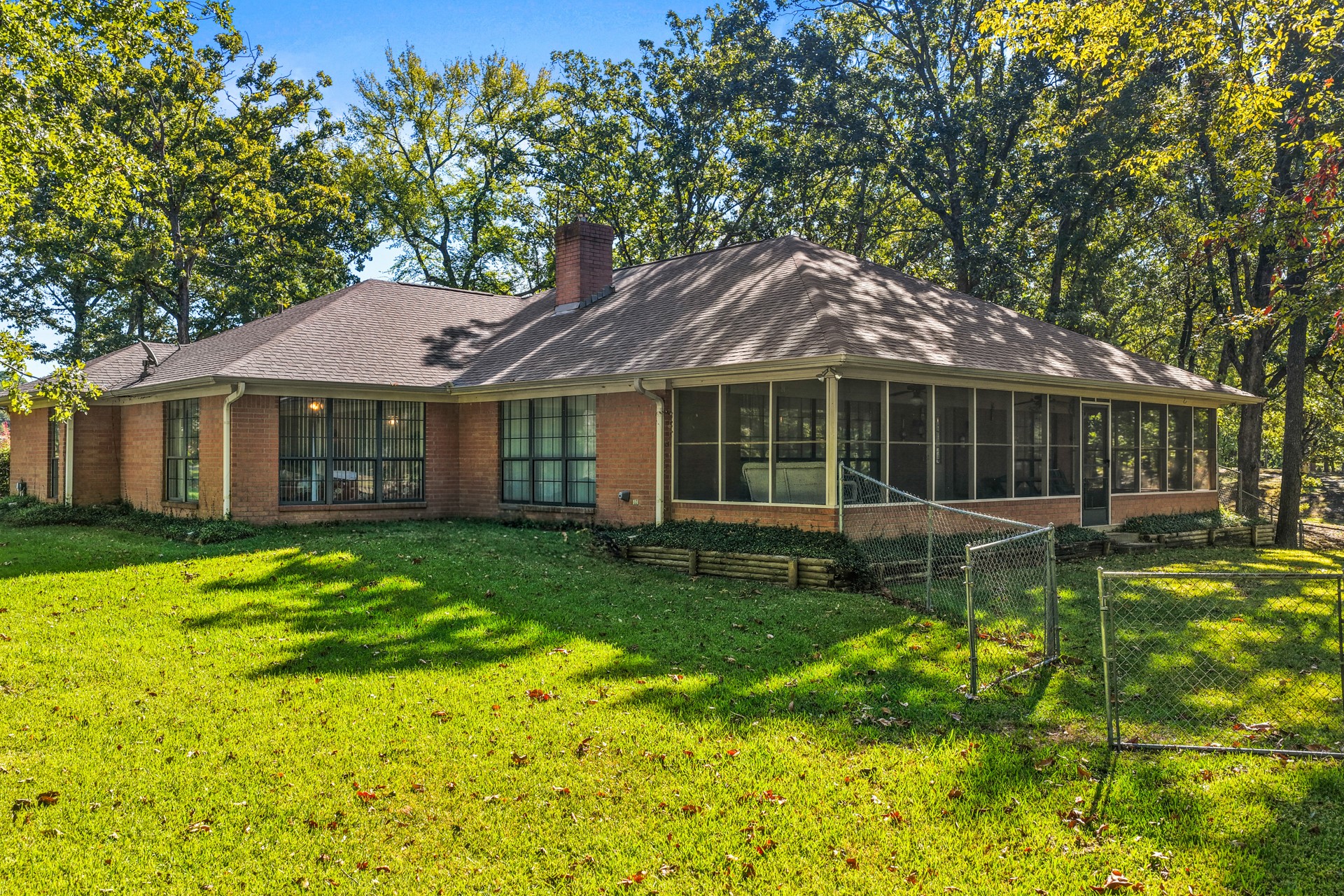 166 County Road 2137