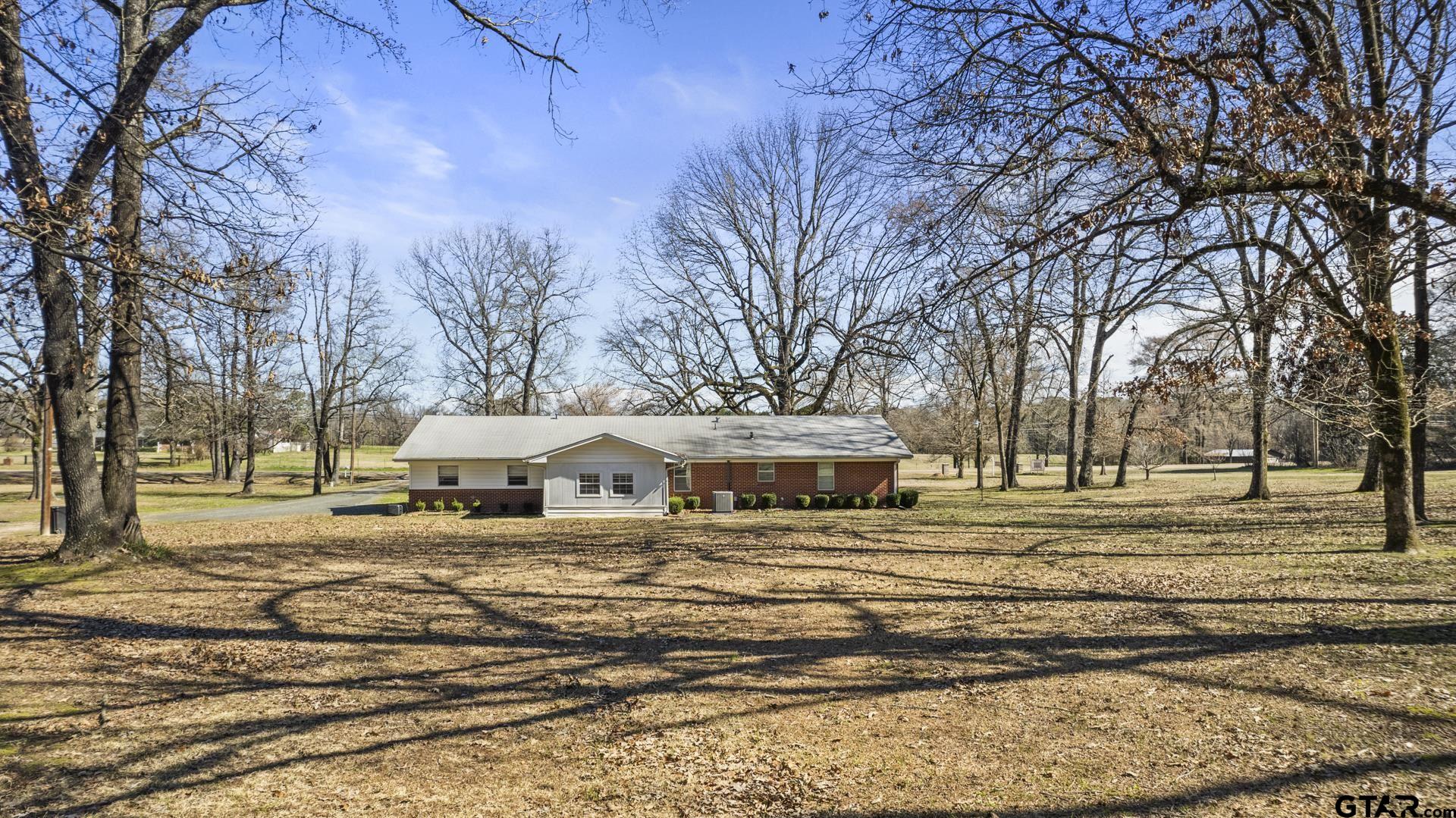 1702 S Highway 8