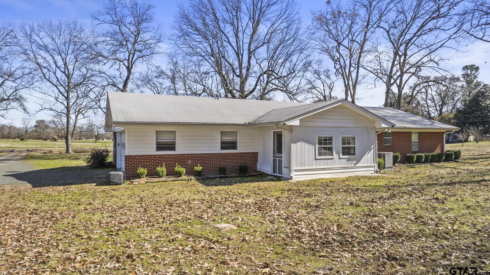 1702 S Highway 8