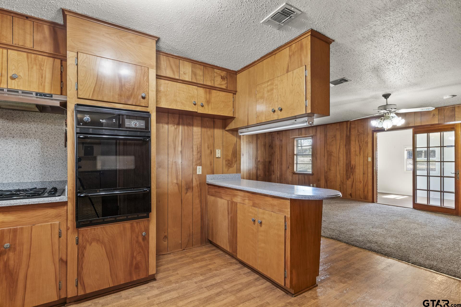 1702 S Highway 8