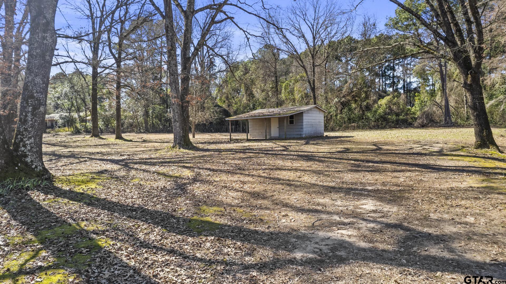 1702 S Highway 8