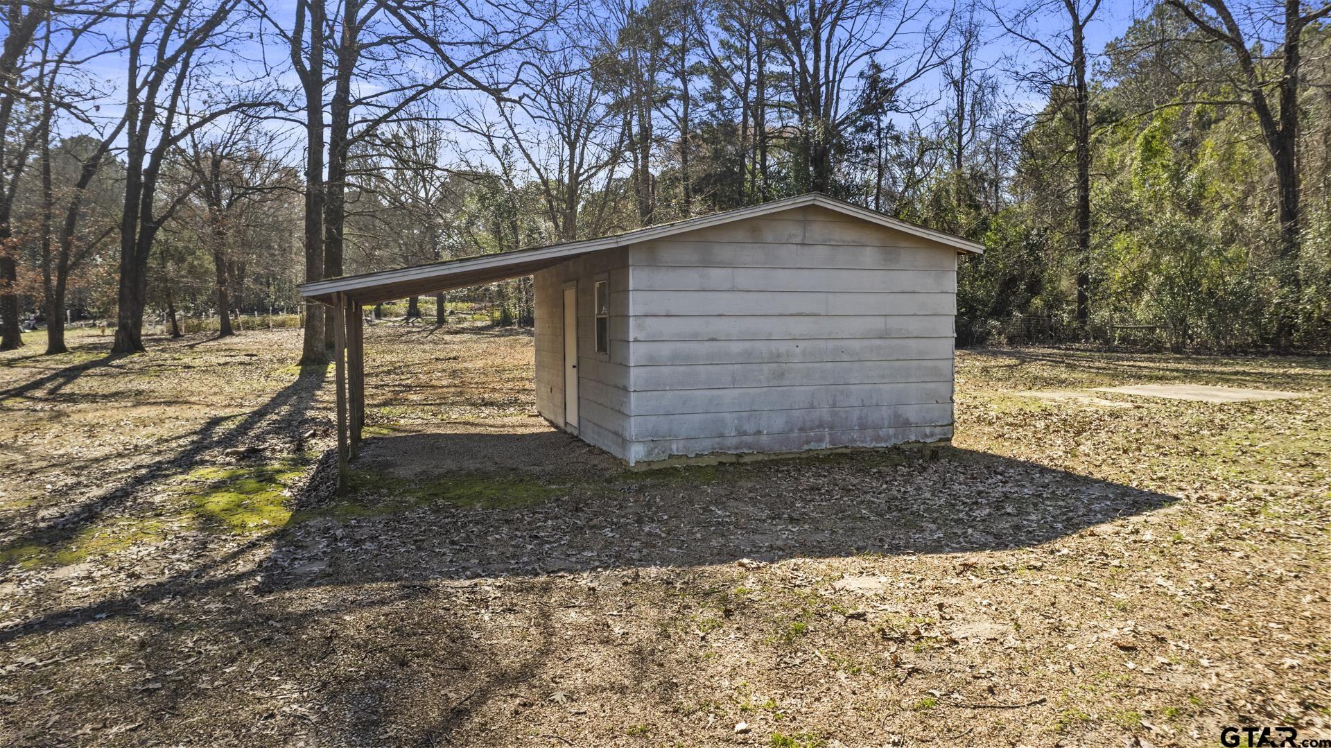 1702 S Highway 8
