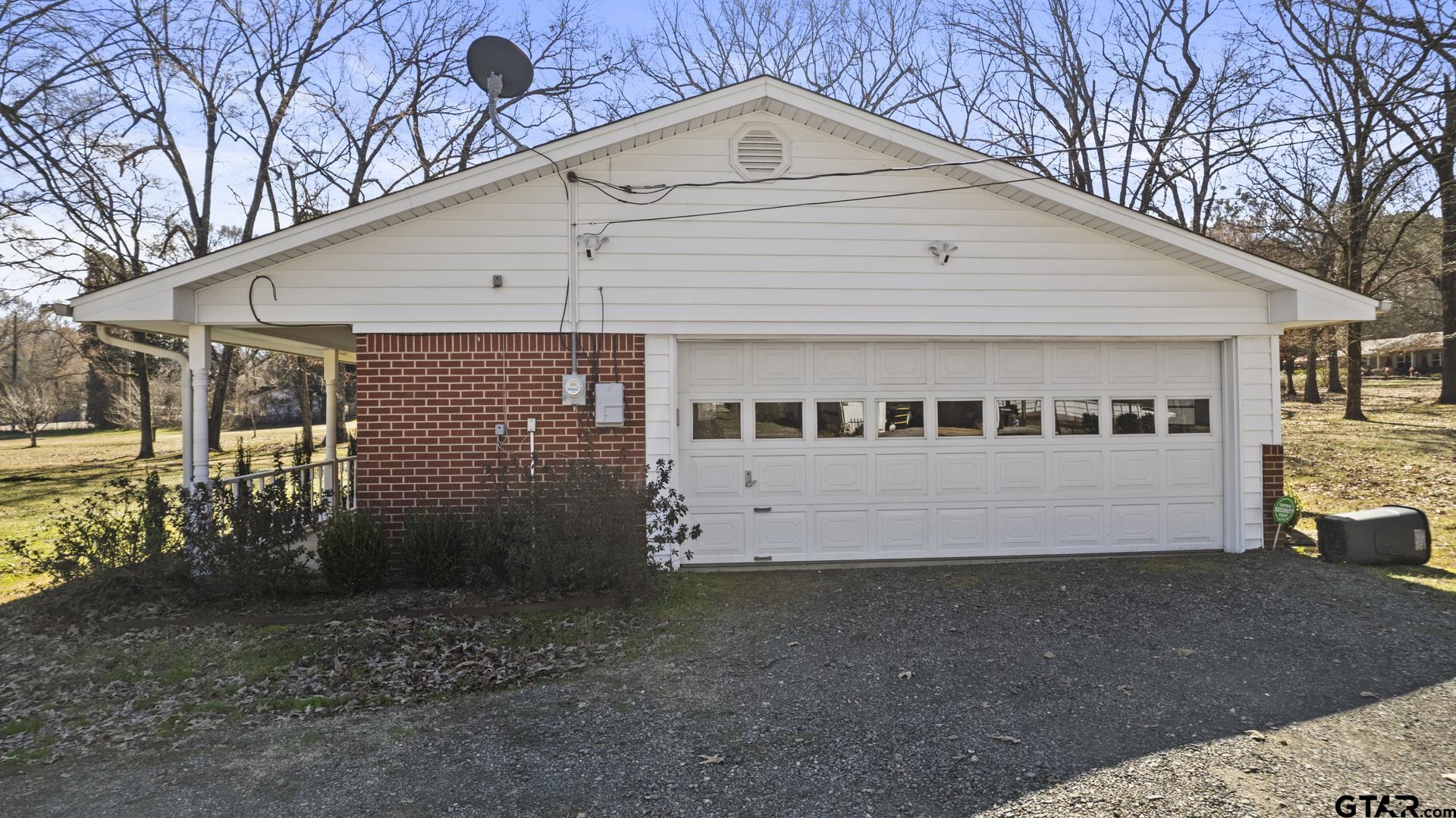 1702 S Highway 8