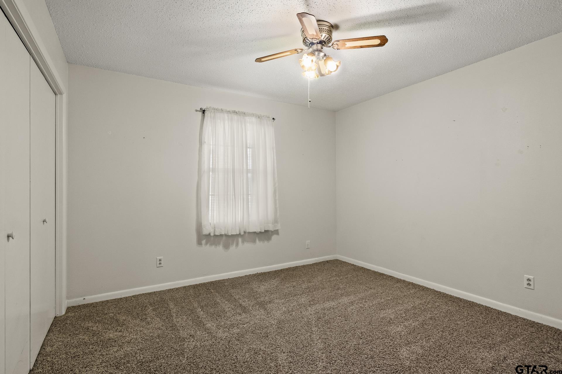 1702 S Highway 8