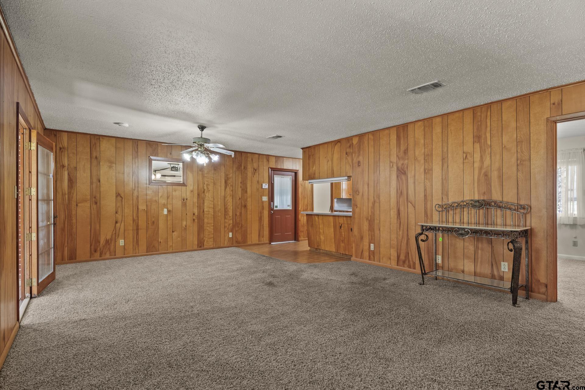 1702 S Highway 8
