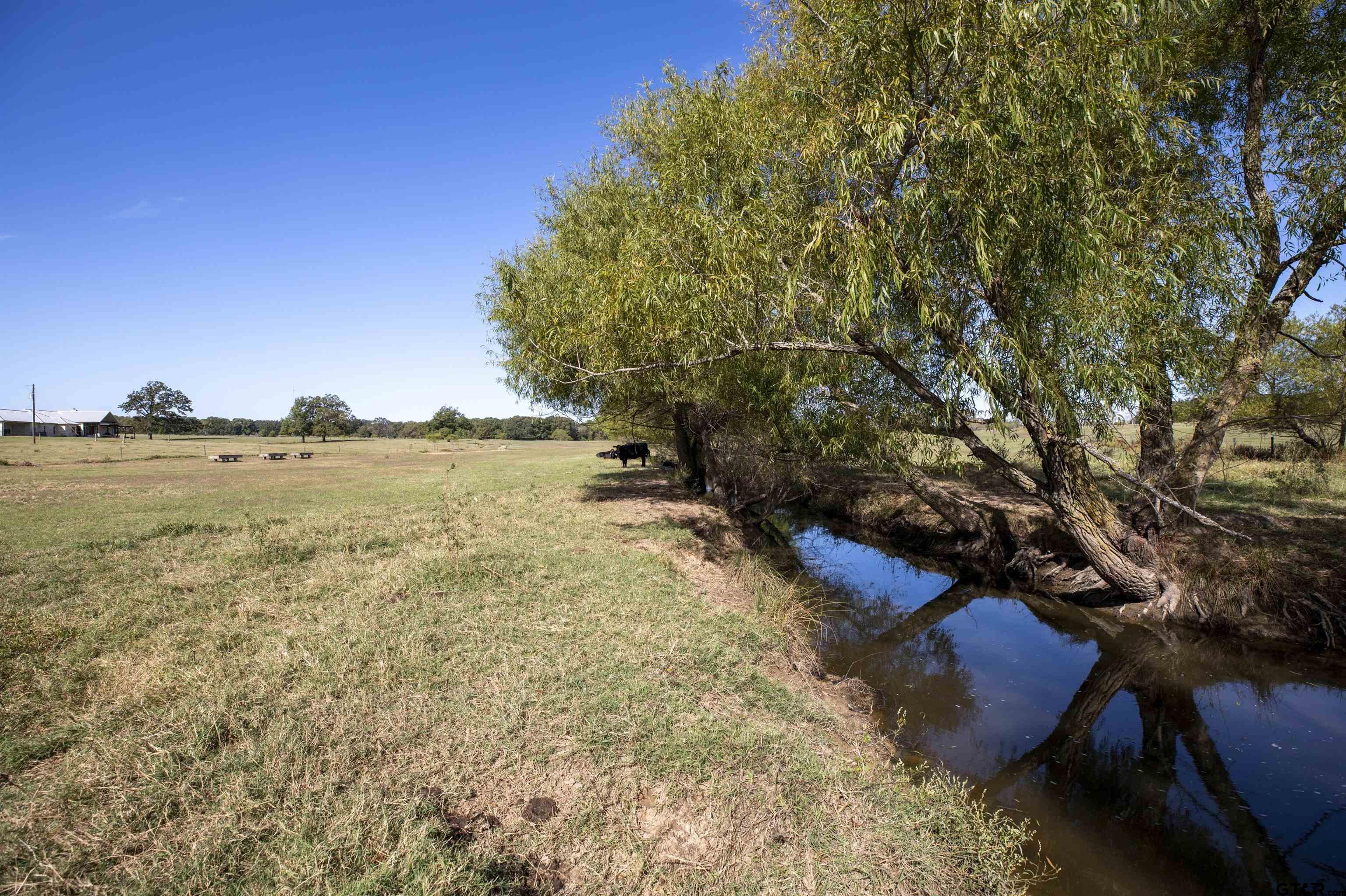 240 Private Road 1613