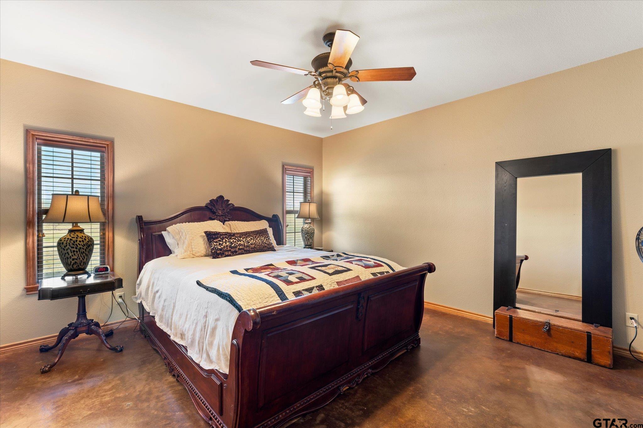 240 Private Road 1613