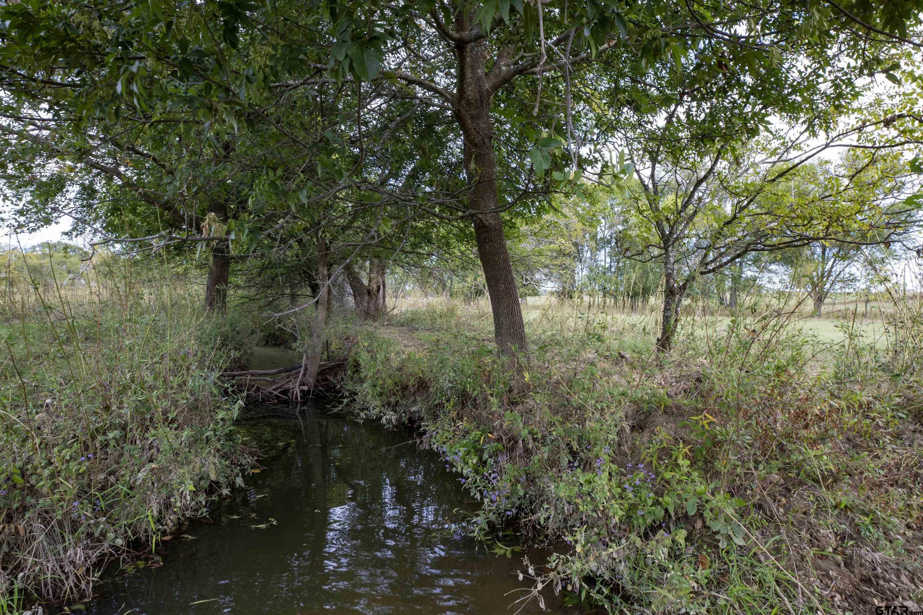 240 Private Road 1613