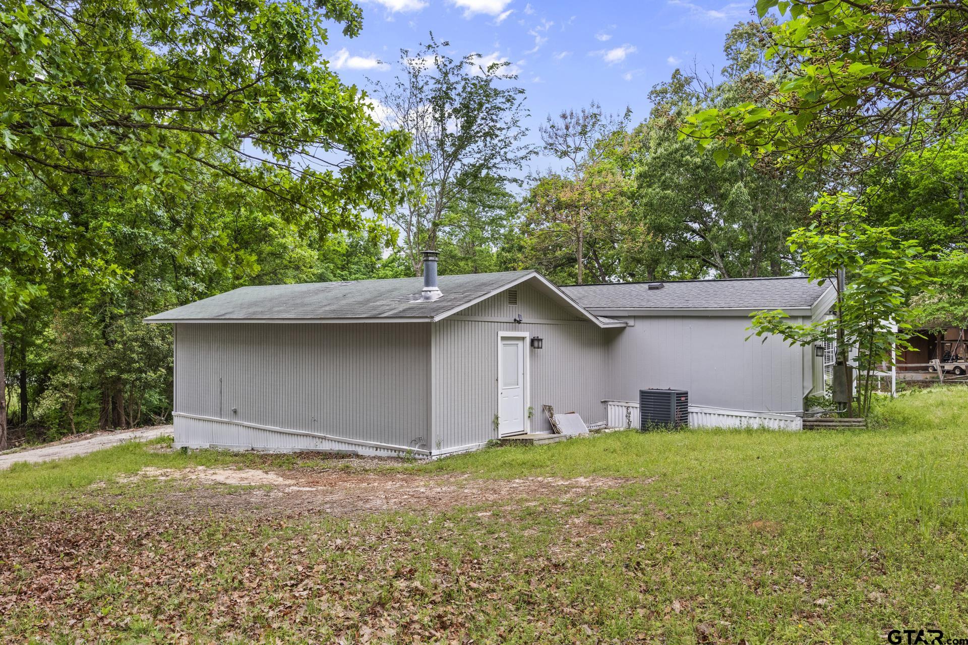 327 Private Road 52436