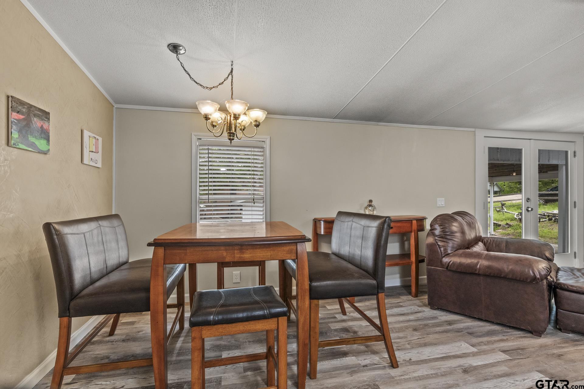 327 Private Road 52436