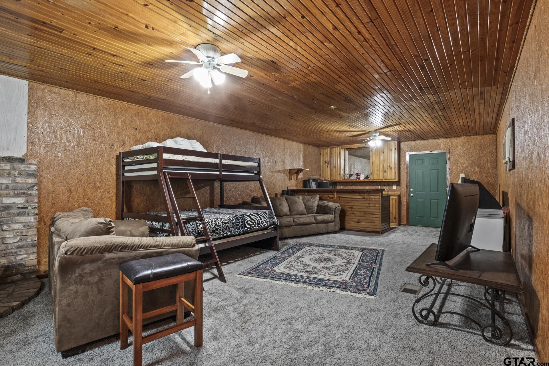 327 Private Road 52436