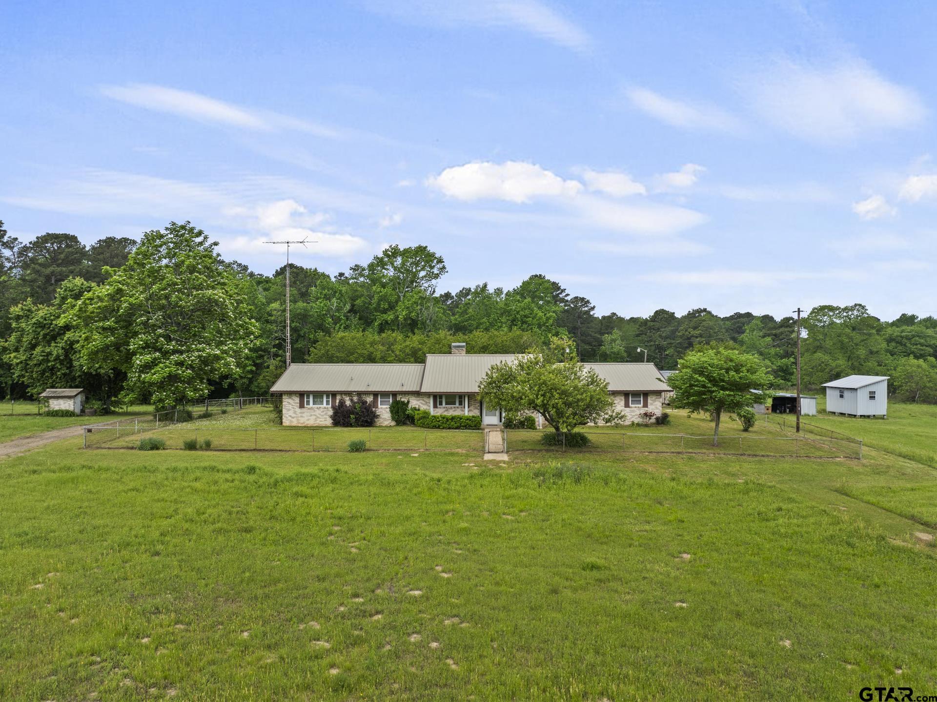 6575 FM 1402