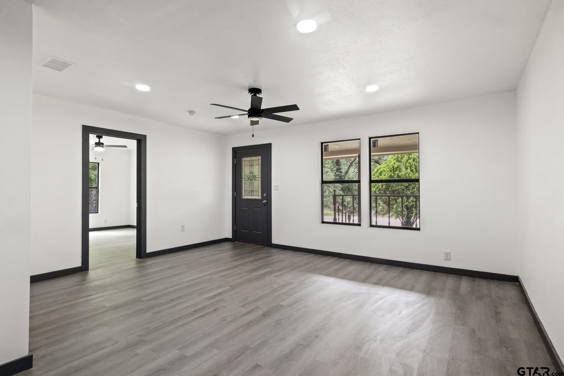 1102 W 12th