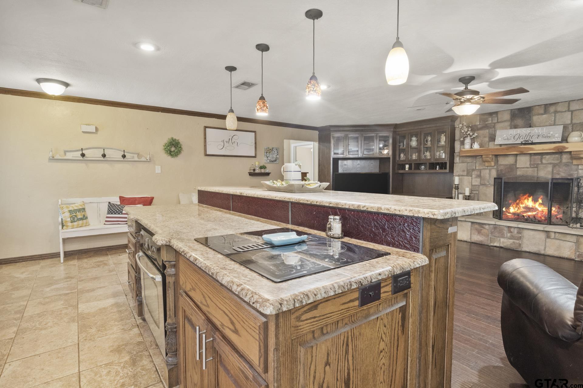 305 Country Club Lane
