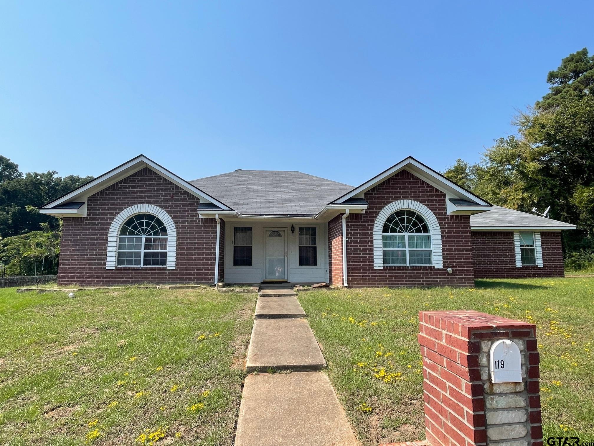 119 E G McMillan Way